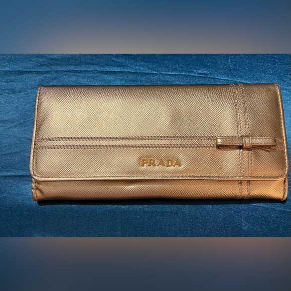 Prada Milano Gold Bow Wallet 🔥 - Picture 1 of 16